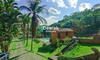 Imagem: 4 dormitórios, 2 suíte, 320M² de Área