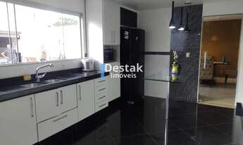 Imagem 6: 4 dormitórios, 2 suíte, 2 vagas na garagem