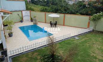 Imagem: 3 dormitórios, 1 suítes, 4 banheiro, 4