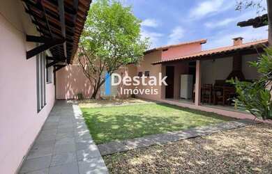 Imagem 3: 4 dormitórios, 1 suítes, 3 banheiro, 4 vagas na garagem