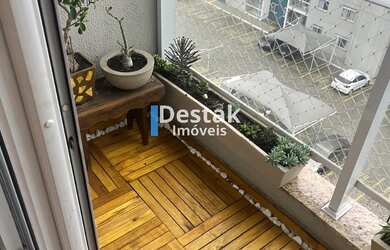 Imagem 2: 2 dormitórios, 1 suítes, 2 banheiro, 1 vaga na garagem, 56M² de Área Construída