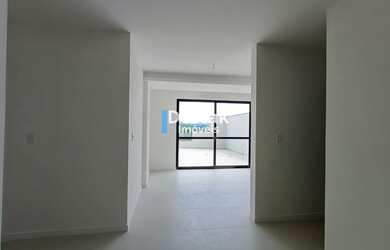 Imagem 7: 3 dormitórios, 2 suíte, 3 banheiro, 2 vagas na garagem, 201M² de Área Construída