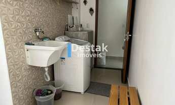 Imagem 3: 3 dormitórios, 1 suítes, 3 banheiro, 1 vaga na garagem, 164M² de Área Construída