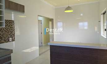 Imagem 3: 3 dormitórios, 1 banheiros, 1 vaga na garagem, 133M² de Área Construída