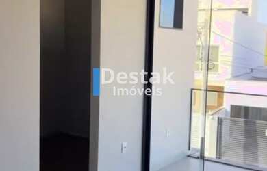 Imagem 6: 3 dormitórios, 3 suíte, 5 banheiro, 2 vagas na garagem, 221M² de Área Construída