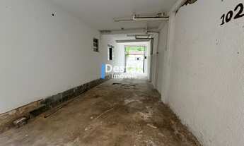 Imagem 2: 3 dormitórios, 1 vaga na garagem, 195M² de Área Construída