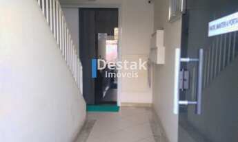 Imagem 2: 3 dormitórios, 1 suítes, 2 banheiro, 1 vaga na garagem, 135M² de Área Construída