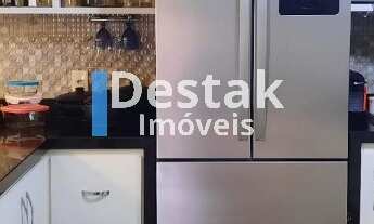 Imagem 3: 3 dormitórios, 1 suítes, 2 banheiro, 2 vagas na garagem