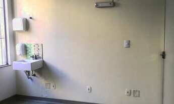 Imagem 4: ALUGO SALA 70 M2 EM PRÉDIO COMERCIAL, NO 3º ANDAR IDEAL PARA CLÍNICAS, CONSULTÓRIOS COM E