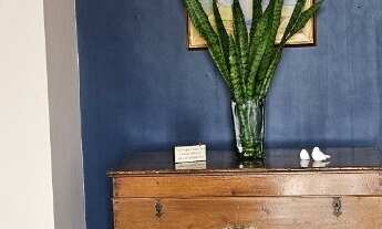 Imagem 2: Casa colonial em condomínio: 5 quartos, 3 suítes, 3 salas, 6 banheiros, 5 vagas, 552,81m²