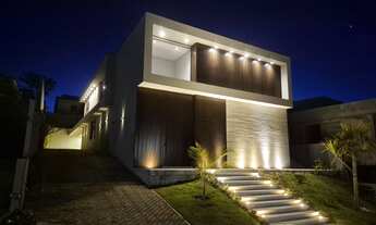 Imagem 3: Residência de Luxo em Condomínio Exclusivo em Campinas-SP: 4 Quartos, 4 Suítes e 559m² de