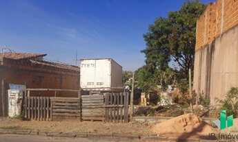 Imagem: TERRENO RESIDENCIAL em MONTES CLAROS - MG