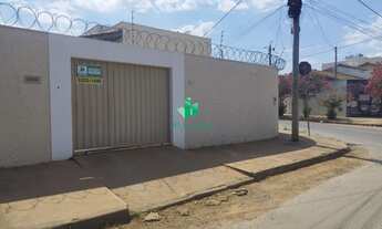 Imagem: CASA RESIDENCIAL em MONTES CLAROS - MG