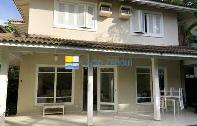 Imagem 2: Belíssima casa em condomínio frente ao mar à venda na Praia da Baleia