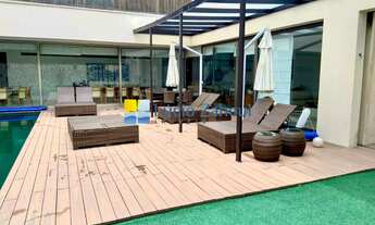 Imagem 2: Casa em condomínio frente ao mar à venda na Praia da Baleia com 5 suítes 650m² de área con