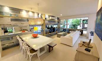 Imagem 3: Casa em condomínio à venda a 450 metros da praia em Juquehy