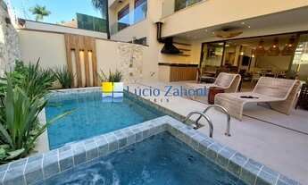 Imagem 1: Casa em condomínio com excelente localização à venda em Juquehy