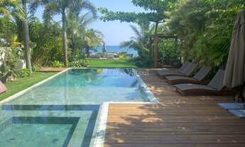 Imagem: Casa frente ao mar em condomínio à venda