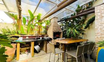 Imagem: Casa em condomínio frente ao mar à venda