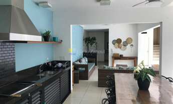 Imagem: Excelente casa em condomínio à venda em