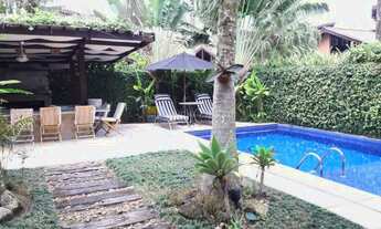 Imagem: Excelente casa em condomínio à venda em