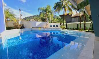 Imagem 5: Casa de Altíssimo Padrão em Juquehy a 200m da Praia, com Localização Nobre