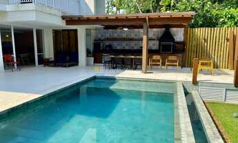 Imagem: Casa de Alto Padrão em Condomínio Fechado