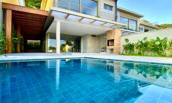 Imagem 2: Casa em Condomínio Fechado a Venda na Praia de Juquehy com Escritura Definitiva