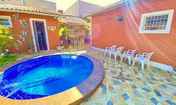 Imagem: Ampla Casa Térrea a Venda na Praia de Juquehy