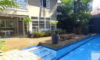 Imagem: Casa em condomínio na Praia de Maresias