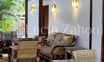 Imagem 3: 4 dormitórios, 2 suíte, 4 banheiro, 3 vagas na garagem, 160M² de Área Construída