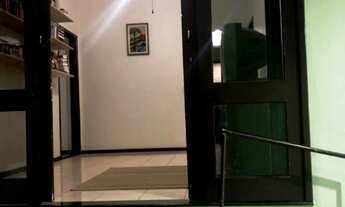 Imagem 7: Sabe aquelas casas grandes que nos remetem a uma memória boa?Essa residência é assim ampl