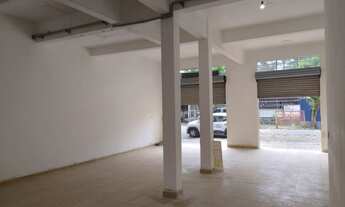 Imagem 6: Loja comercial térrea à venda ou locação no centro de Joinville, sala ampla, no coração do