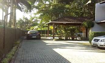 Imagem 3: Sobrado geminado em condomínio fechado no América, semimobiliado, condomínio com poucas ca