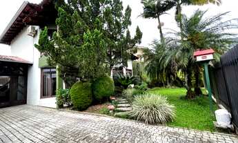 Imagem 5: Sobrado averbado no Santo Antônio, com belíssima área de festas, em rua tranquila e resid