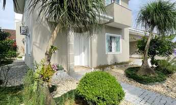 Imagem 3: Locação comercial térrea na Rua Porto União, ambientes amplos, 5 salas, estacionamento par