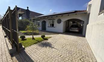 Imagem: Casa averbada no Saguaçu, plana,com edícula