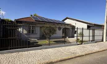 Imagem 3: Casa averbada no Saguaçu, plana,com edícula e piscina, venha conhecer e se encantar