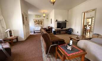 Imagem 4: Casa averbada no Saguaçu, plana,com edícula e piscina, venha conhecer e se encantar