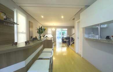 Imagem 2: Casa em condomínio à venda em Campinas-SP 3 suítes, living integrado ao lazer, 4 vagas, 17