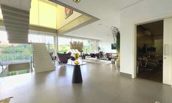 Imagem 6: Casa de luxo em condomínio exclusivo em Campinas-SP, com 5 suítes e aproveitamento total d