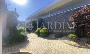 Imagem 3: CASA COMERCIAL Loja com 4 dormitórios