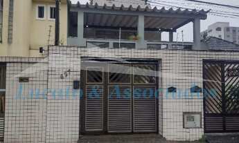 Imagem: Casa Sobreposta Alta no Embaré, sendo 03