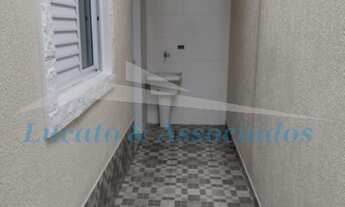 Imagem 4: Casa de Condomínio na Vila Mirim, sendo a ultima com quintal, 02 dormitórios