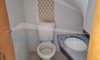 Imagem 3: Sobrado individual no Tude Bastos, 02 dormitórios, sacada, sala, cozinha, banheiro, lavabo