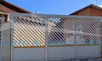 Imagem: Casa à venda em Praia Grande-SP, bairro