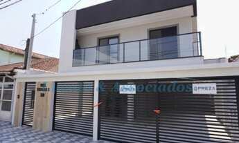 Imagem 2: Casa com sacada em Condomínio à Venda em Praia Grande-SP, Bairro Maracanã - 3 Quartos, 1 S