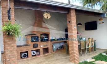 Imagem 4: Imóvel de Alto Padrão: Casa com 3 Quartos, 1 Suíte e 3 Vagas em Praia Grande-SP - Balneari