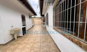 Imagem 6: Casa isolada com piscina e edícula à venda em Praia Grande-SP, no bairro Caiçara. Com 2 qu