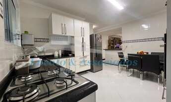 Imagem 4: Sobrado à venda em Praia Grande-SP, no bairro Caiçara, com 3 quartos e 121,38m² de área. I